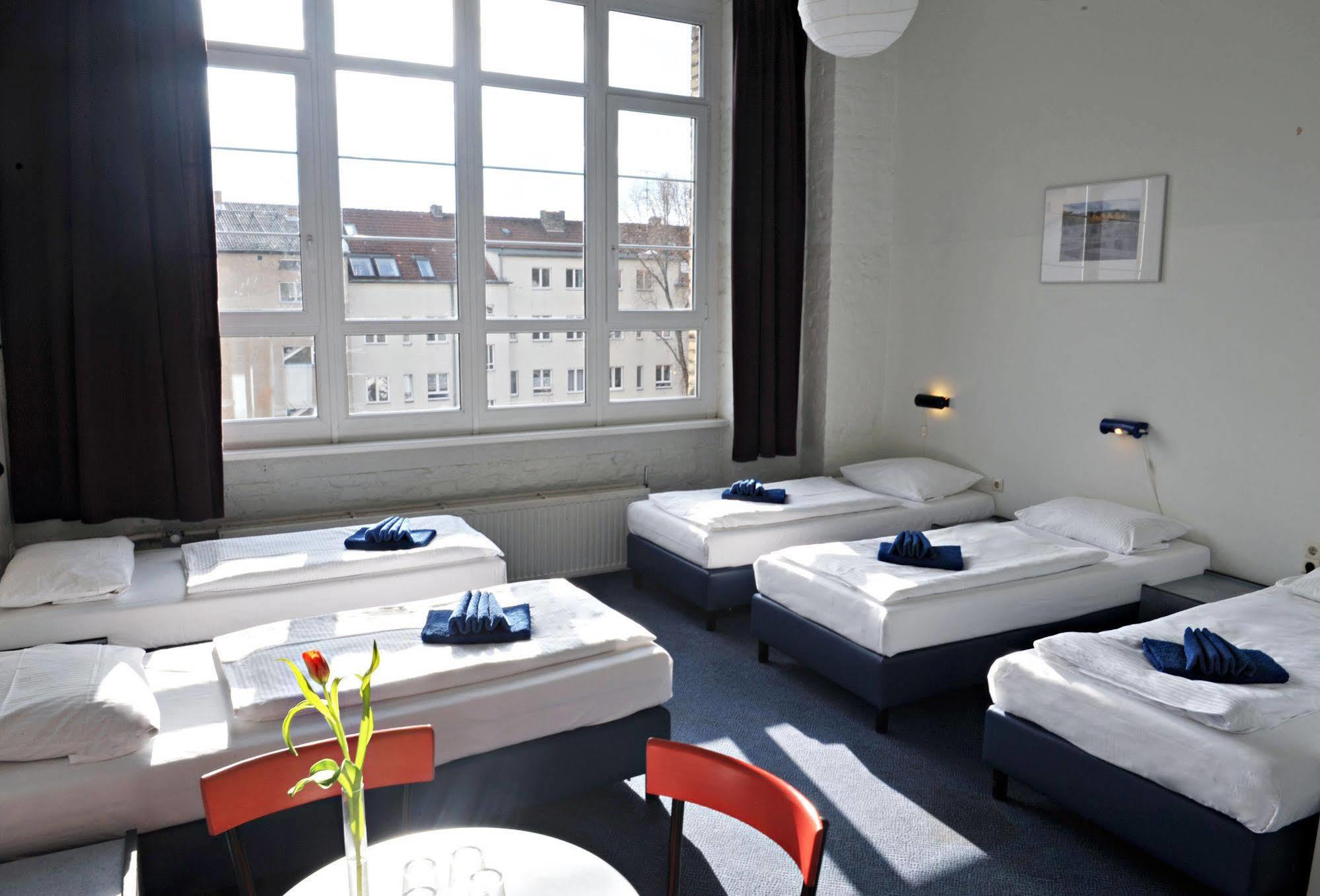 Hotel Transit Берлін Екстер'єр фото