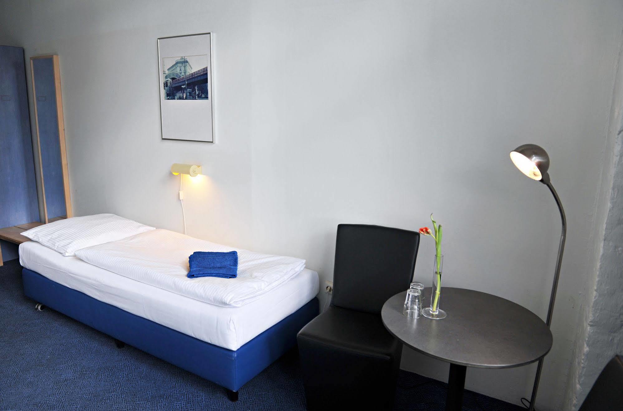 Hotel Transit Берлін Екстер'єр фото